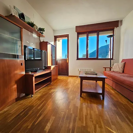 Apartment 17c01 *