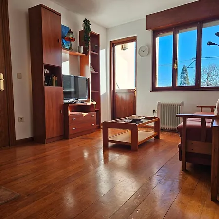 Apartment 17c01