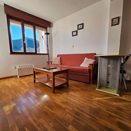 17c01 Apartment *